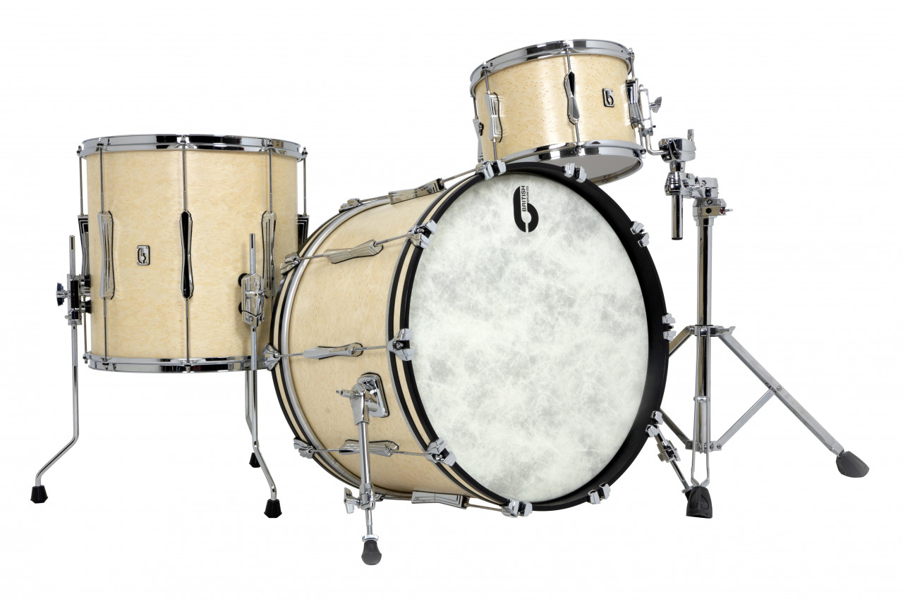 Lounge Club 22 3-piece drum set, mahogany and birch 5.5 mm blended shells, Wiltshire White finish